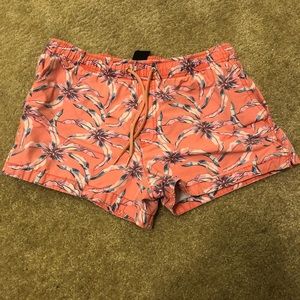 Men’s board shorts